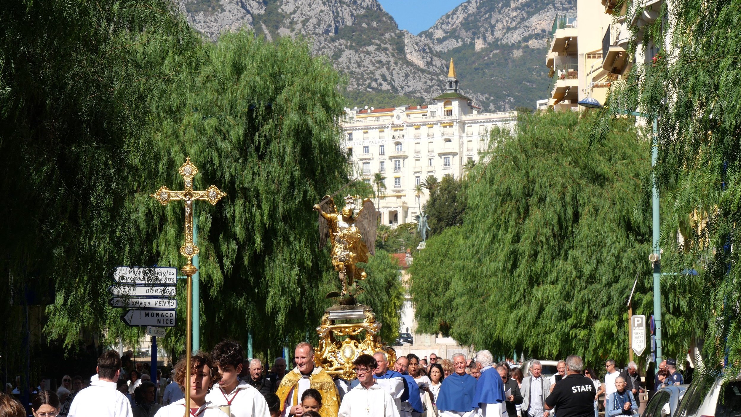 L'archange saint Michel honoré par la confrérie saint Michel de Menton 