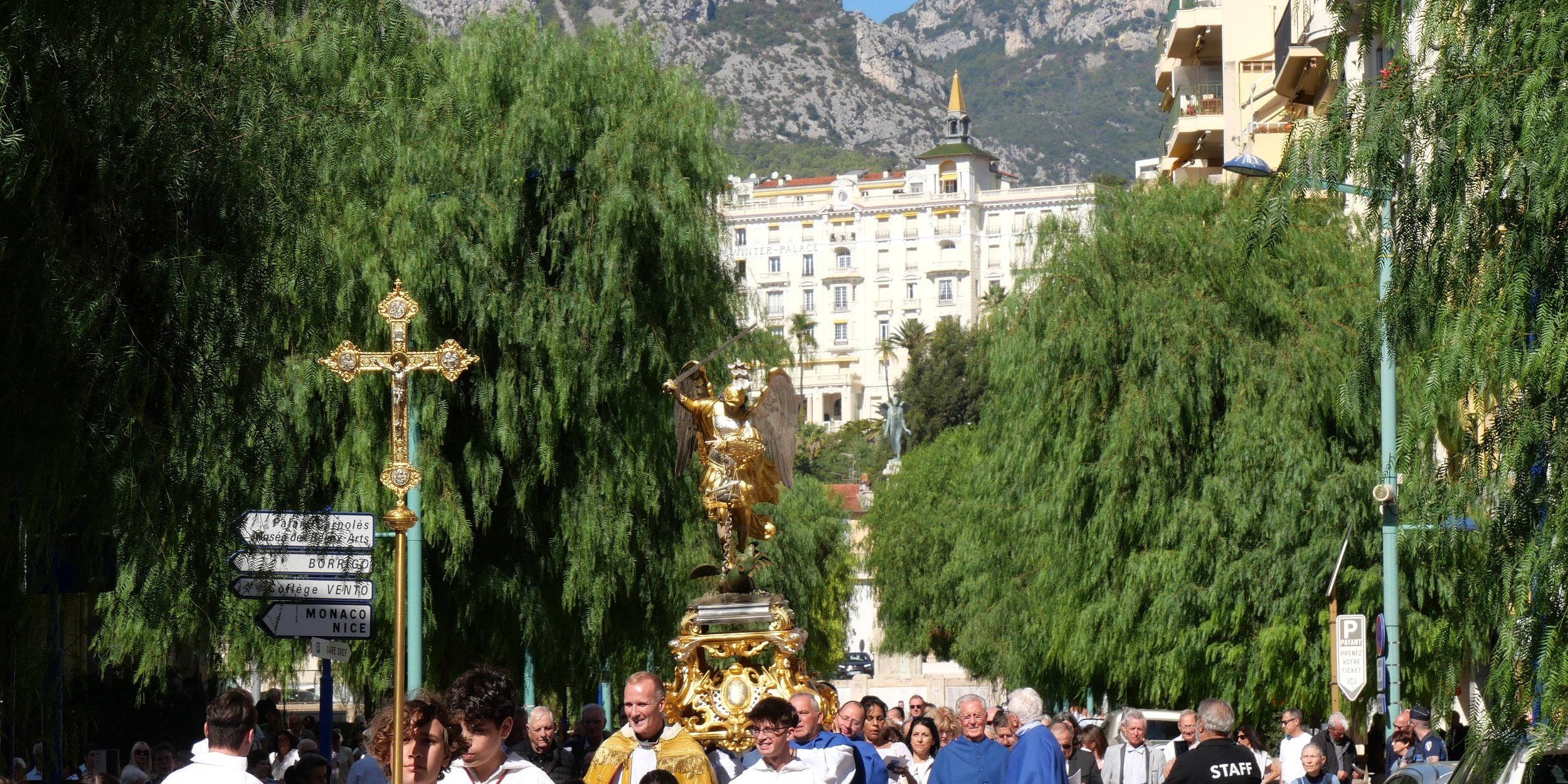 L'archange saint Michel honoré par la confrérie saint Michel de Menton 
